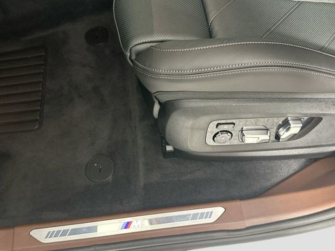New 2026 BMW XM Label Red image 19