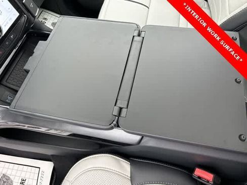 New 2023 Ford F150 Lightning Platinum image 23