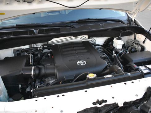 Used 2013 Toyota Sequoia Platinum AWD/4WD image 88