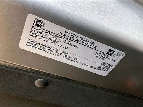 New 2026 Cadillac Lyriq V w/ LPO, Floor Liner Package AWD/4WD image 35