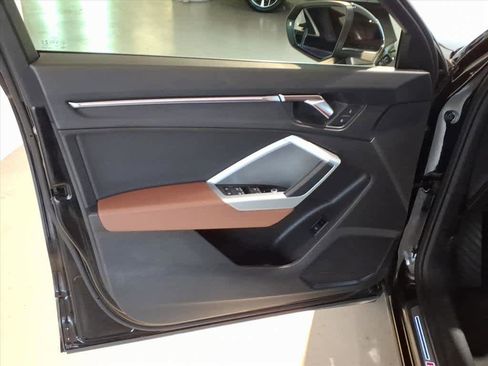 Used 2021 Audi Q3 2.0T Premium Plus image 10