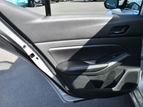 Used 2024 Nissan Altima 2.5 SV image 31