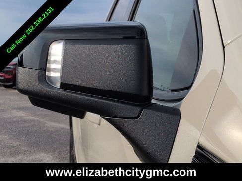 New 2026 GMC Sierra 1500 AT4 w/ AT4 Premium Package AWD/4WD image 11