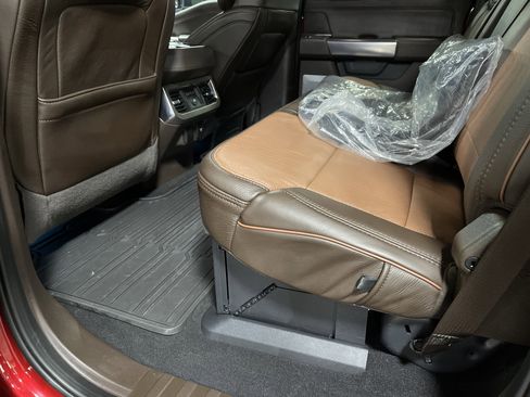 Used 2024 Ford F250 King Ranch image 15