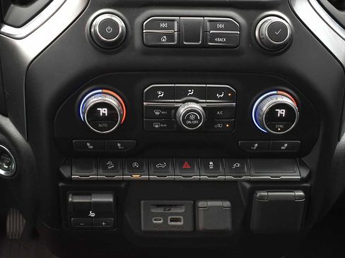 Used 2021 Chevrolet Silverado 1500 LT w/ All Star Edition Plus image 18