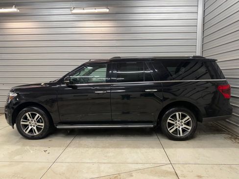 Used 2022 Ford Expedition Max Limited image 6