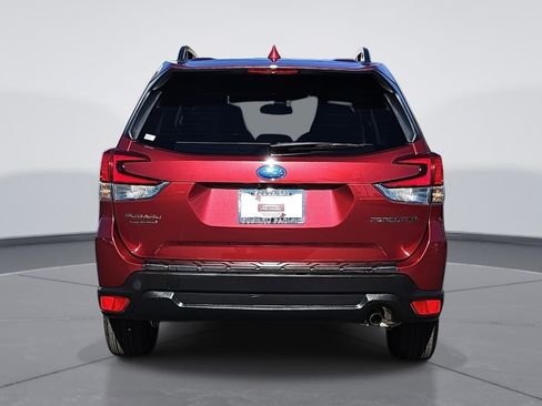 Certified 2023 Subaru Forester Premium image 4