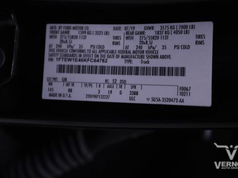 Used 2019 Ford F150 Platinum w/ Equipment Group 701A Luxury image 14