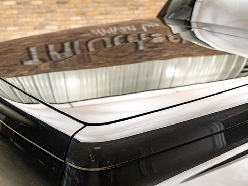 Used 2005 Chevrolet SSR w/ Preferred Equipment Group image 35