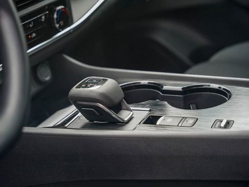 New 2026 Nissan Rogue S image 23