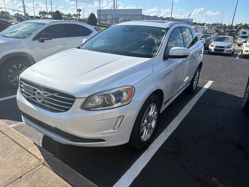 Used 2016 Volvo XC60 T5 Platinum FWD image 1