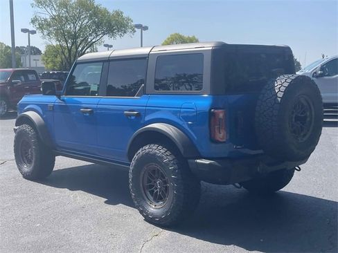 New 2025 Ford Bronco Badlands image 4