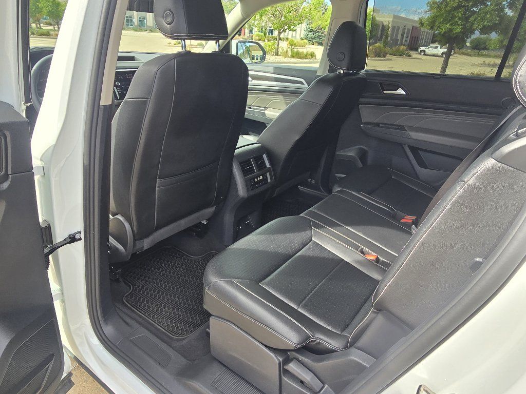 Used 2022 Volkswagen Atlas SE AWD/4WD image 15