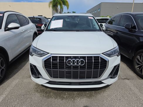 Used 2024 Audi Q3 2.0T Premium Plus w/ Premium Plus Package AWD/4WD image 2