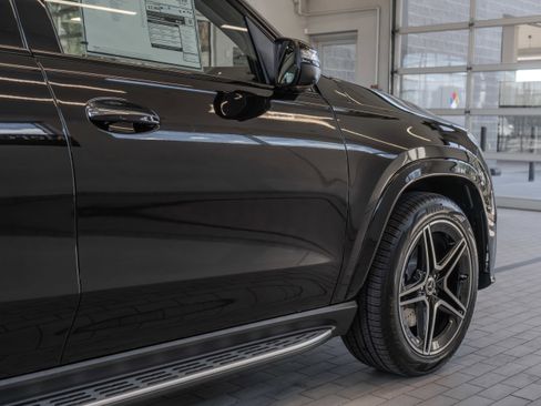 New 2026 Mercedes-Benz GLS 450 4MATIC image 32