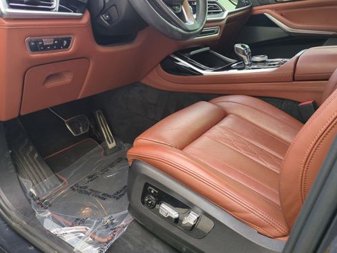Used 2022 BMW ALPINA XB7 AWD/4WD image 17