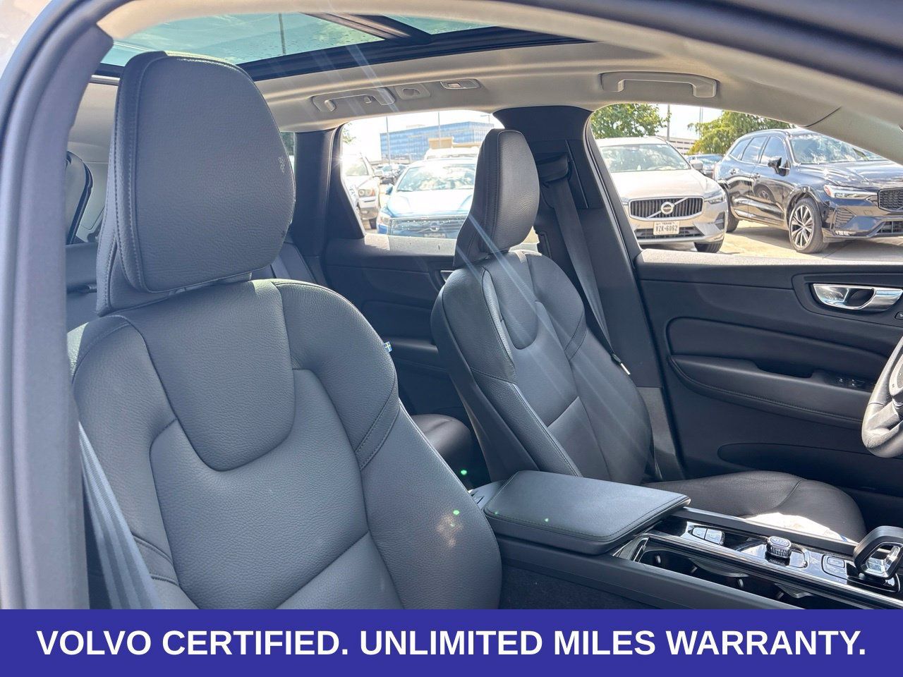 Used 2025 Volvo XC60 B5 Plus AWD/4WD image 15