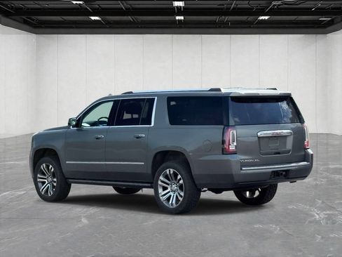 Used 2018 GMC Yukon XL Denali w/ Denali Ultimate Package AWD/4WD image 7