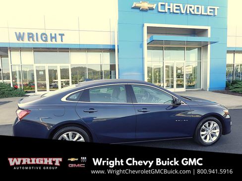 Used 2022 Chevrolet Malibu LT image 2