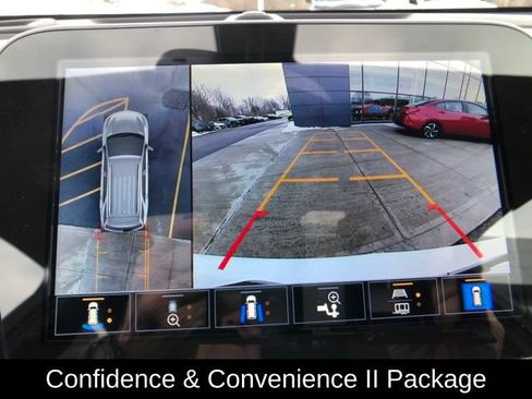 Used 2024 Chevrolet Equinox Premier image 19