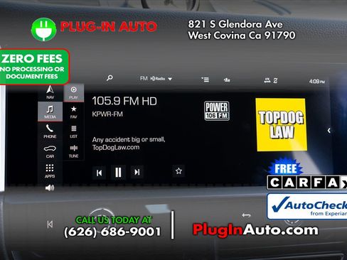 Used 2023 Porsche Macan AWD/4WD image 29
