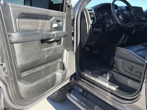 Used 2022 RAM 2500 Laramie image 18