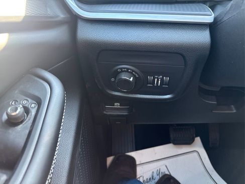 New 2026 Jeep Grand Cherokee L Laredo image 15