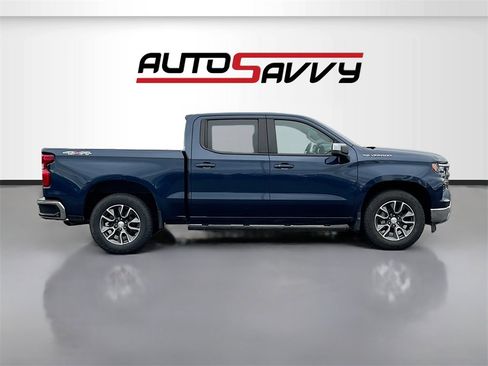 Used 2023 Chevrolet Silverado 1500 LT image 8