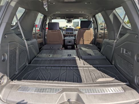 Certified 2024 Chevrolet Tahoe High Country AWD/4WD image 41
