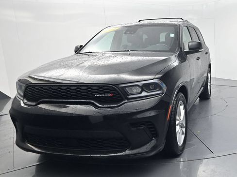 Used 2024 Dodge Durango GT RWD image 3