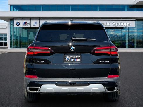Used 2022 BMW X5 xDrive40i w/ Parking Assistance Package AWD/4WD image 5