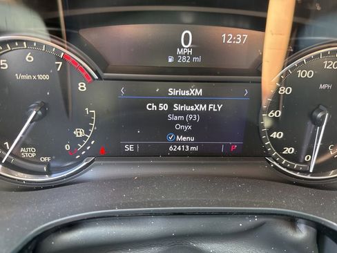 Used 2020 Cadillac XT5 Premium Luxury FWD image 11