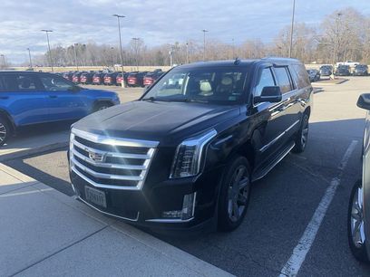 Used 2018 Cadillac Escalade ESV Luxury