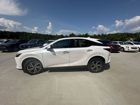 Used 2024 Lexus RX 350 FWD w/ Technology Package image 9