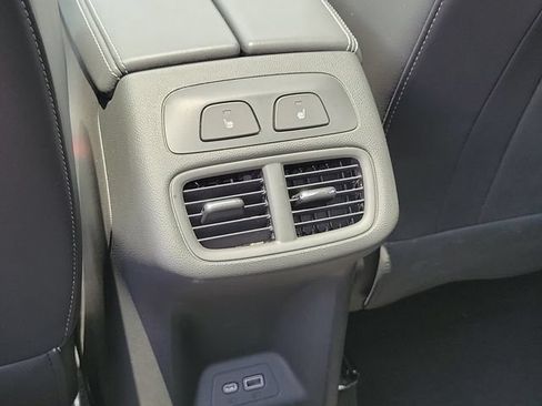 Used 2023 Buick Envision Avenir FWD image 19