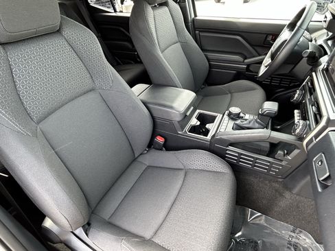 Certified 2026 Toyota 4Runner SR5 AWD/4WD image 11