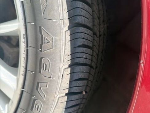 Used 2014 Subaru Impreza 2.0i Limited w/ Popular Package #2 image 9