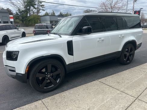 Used 2024 Land Rover Defender 130 S image 1