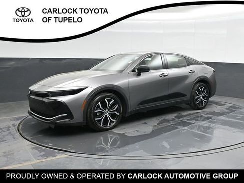 Used 2026 Toyota Crown XLE image 1