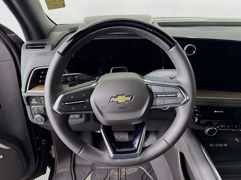 New 2026 Chevrolet Suburban High Country AWD/4WD image 12