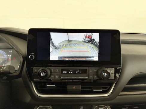 Used 2024 Toyota Grand Highlander AWD image 74