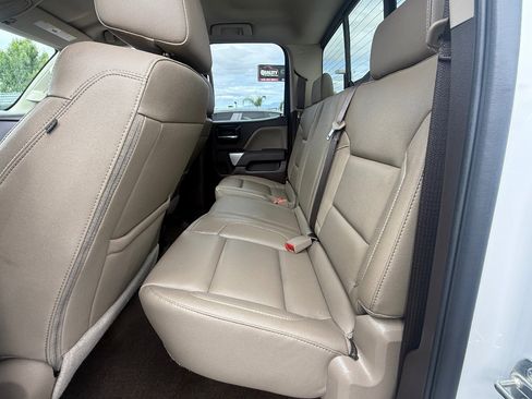 Used 2017 Chevrolet Silverado 1500 LTZ Z71 w/ LTZ Plus Package AWD/4WD image 15