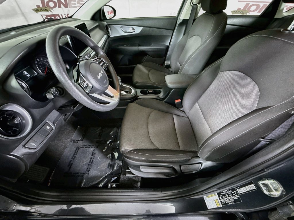 Used 2024 Kia Forte LXS FWD image 23