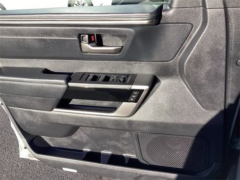 Used 2023 Toyota Tundra Limited image 27