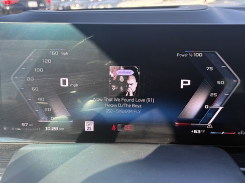 Used 2025 BMW X5 M60i w/ Climate Comfort Package image 21