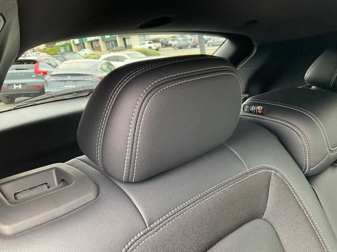 Used 2024 Chevrolet Equinox EV LT FWD image 53