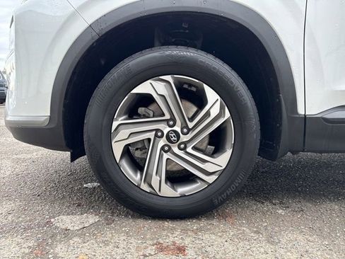 Used 2022 Hyundai Santa Fe SE image 16