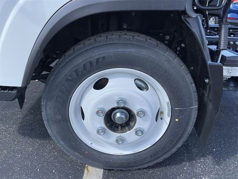 New 2024 Chevrolet Low Cab Forward image 6