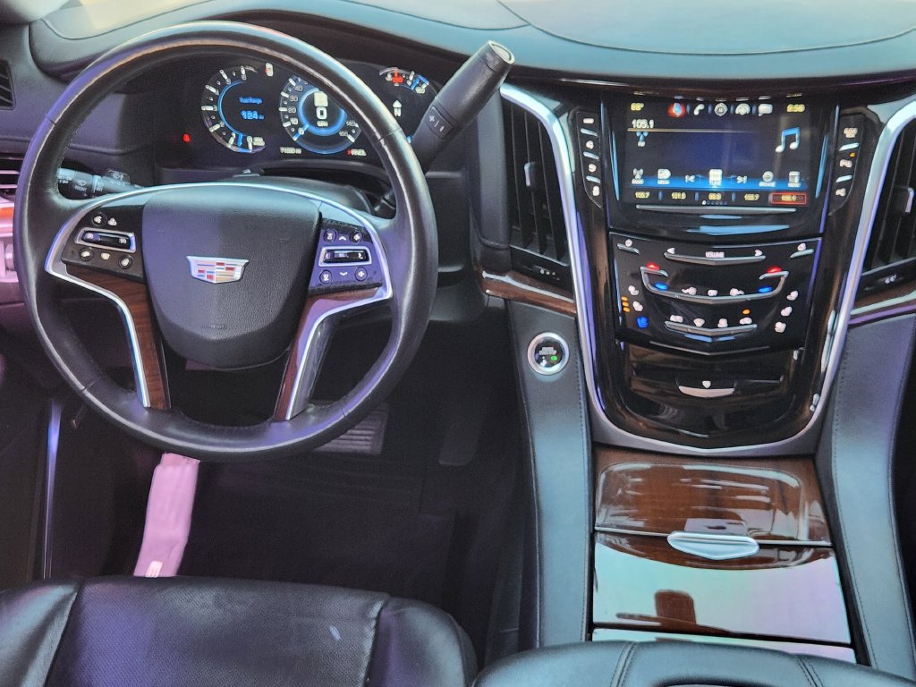 Used 2020 Cadillac Escalade 2WD w/ LPO, Radiant Package image 26
