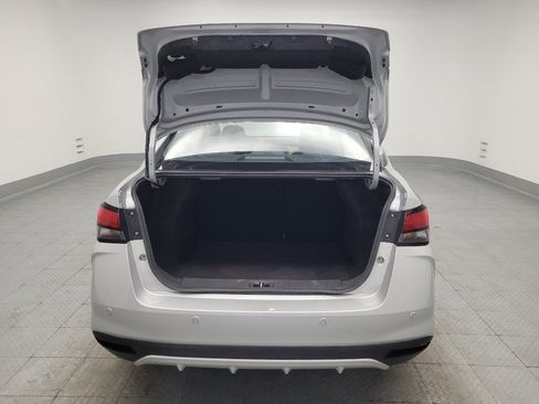 Used 2020 Nissan Versa SV FWD image 29